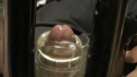 FLESHLIGHT QUICKSHOT LAUNCH CAUSES AUDIBLE CUMSHOT