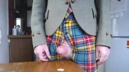 When step dad's tartan kilt gets dirty with cum