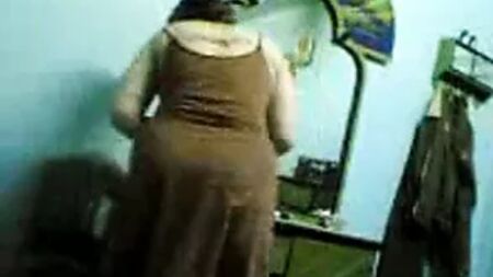 arab wife sucks her husband dick 2nd clip