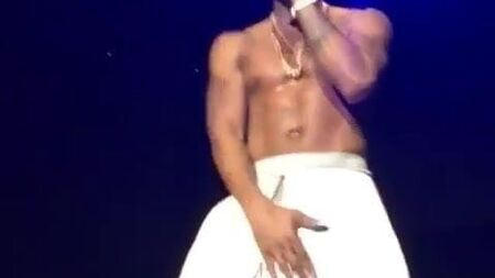 Trey Songz, Yes It's Really Him lol