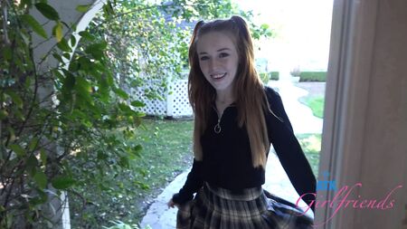 Madi Collins (Amateur POV) hookup and creampie – NO CONDOM