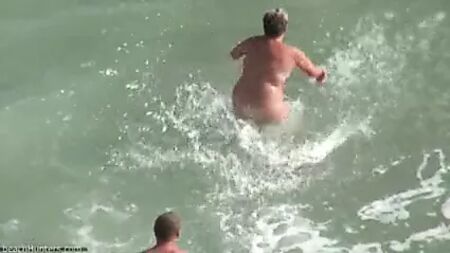 Fat mature nude
