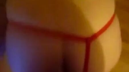 le string rouge