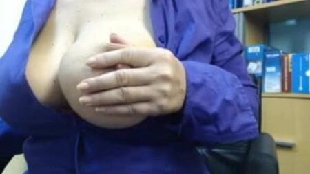 Big nipple play