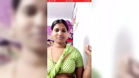 Tamil hot family girl striptease video