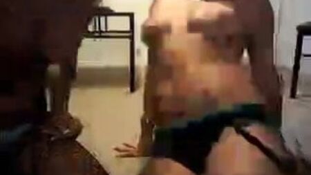 2 Girl cam chat