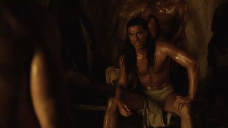 Manu Bennett - Spartacus (Frontal)