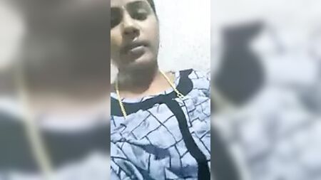 Tamil aunty mulai and pundai