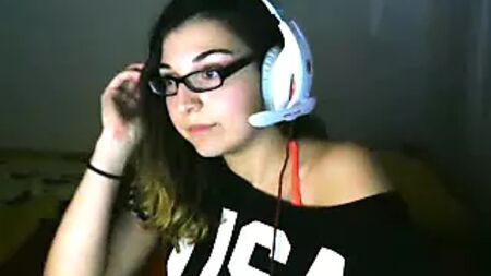 Liianaf Twitch Streamer Shows Tits and ASs