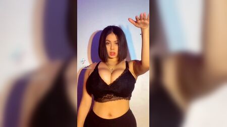 Huge juicy bobs