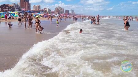 4K - Beach Walk GESELL BEACH Amazing Clear DAY in SUMMER 2022